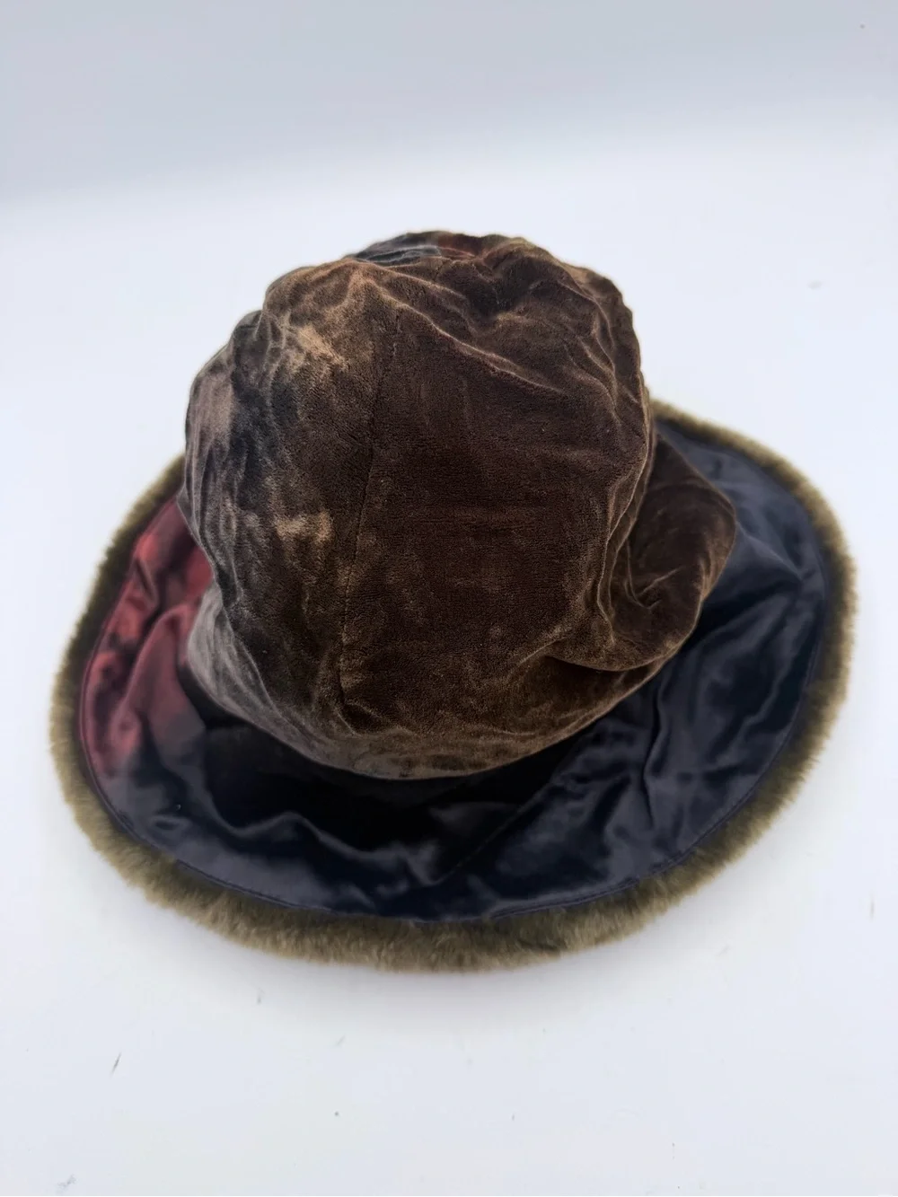 vintage 90s Von Henneberg silk brocade tapestry hat
